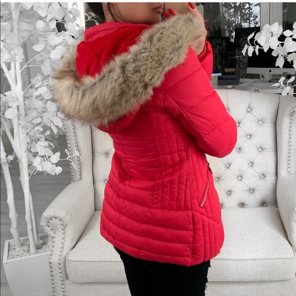 ekAttire SMITTEN in Crimson Red - Picture 4 of 8